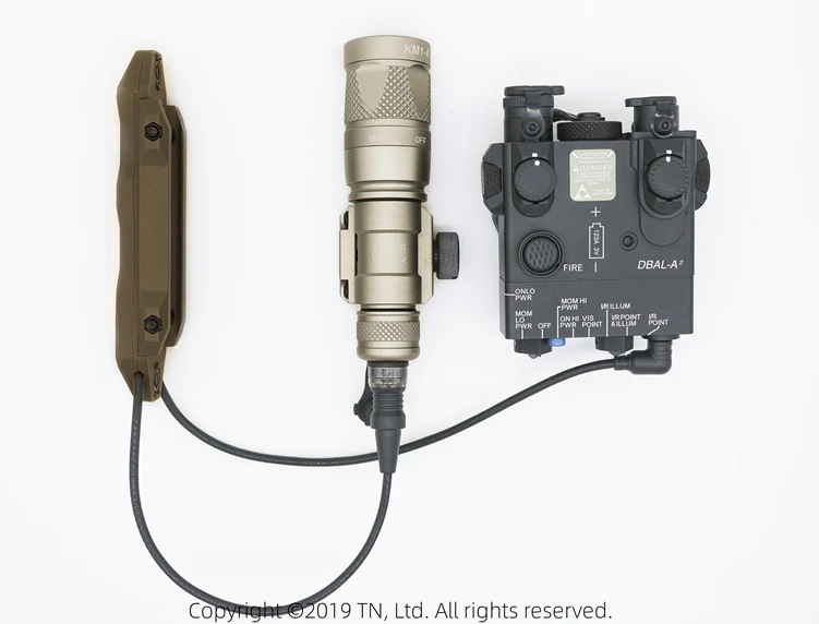 Новый SoTac ночного видения IR PEQ15 dbal a2 лазерный аккумуляторный блок с двойным управлением хвостовой переключатель мыши